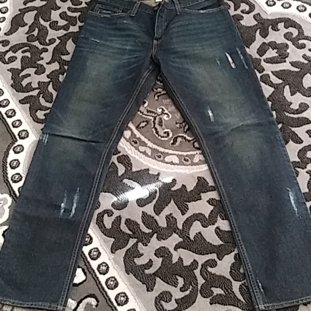 Distressed jeans nwot